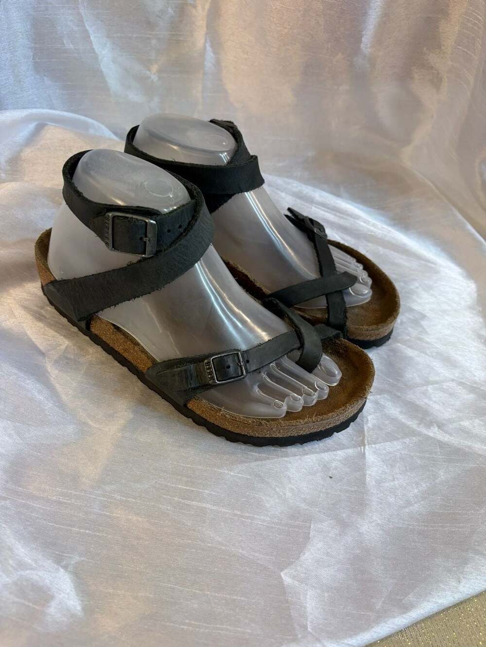 Birkenstock Yara Sandals Size 39 Black Leather